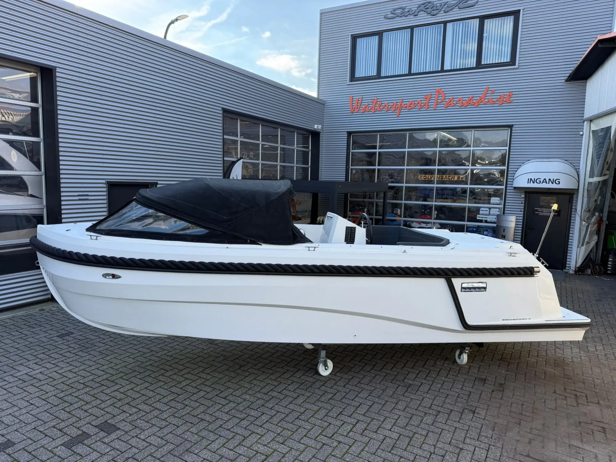Remus 690 Tender — foto 3 van 20