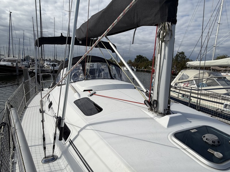 Beneteau Oceanis 321 — foto 28 van 48