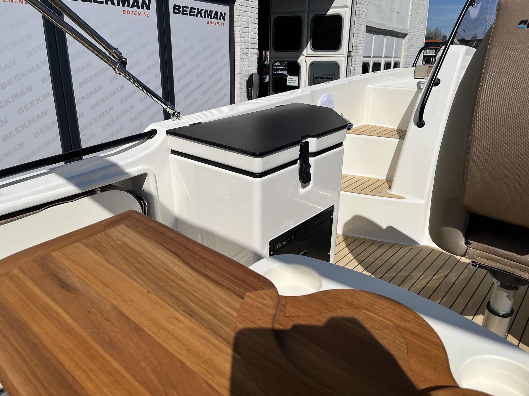 Quicksilver 755 Sundeck — foto 14 van 37