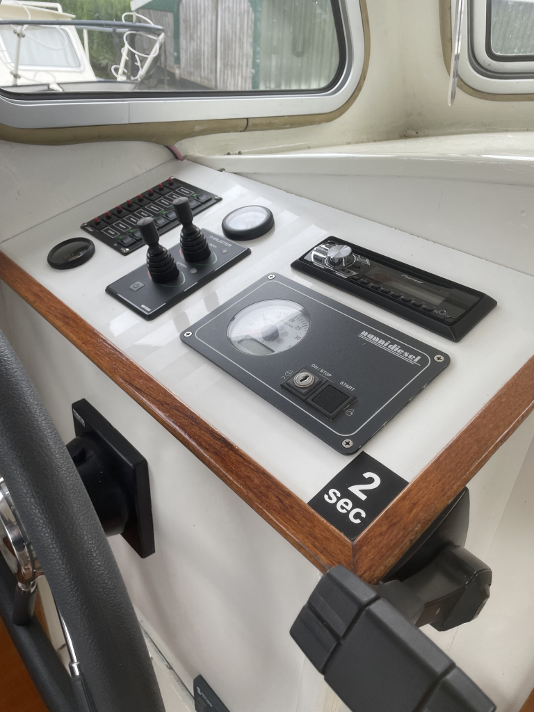 Curtevnne 830 AK 830 ak — foto 11 van 15
