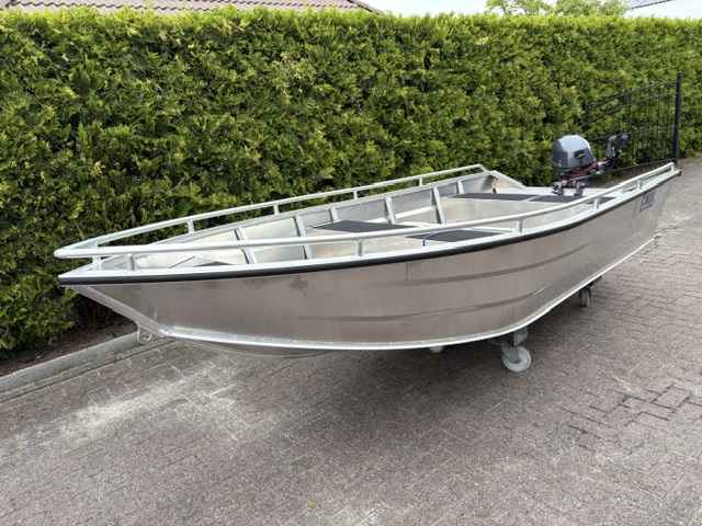 Emok B400 met kussenset ( zonder motor ) — foto 7 van 13