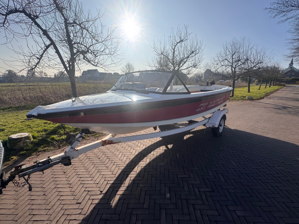 Ski Nautique Correct Craft — foto 11 van 13