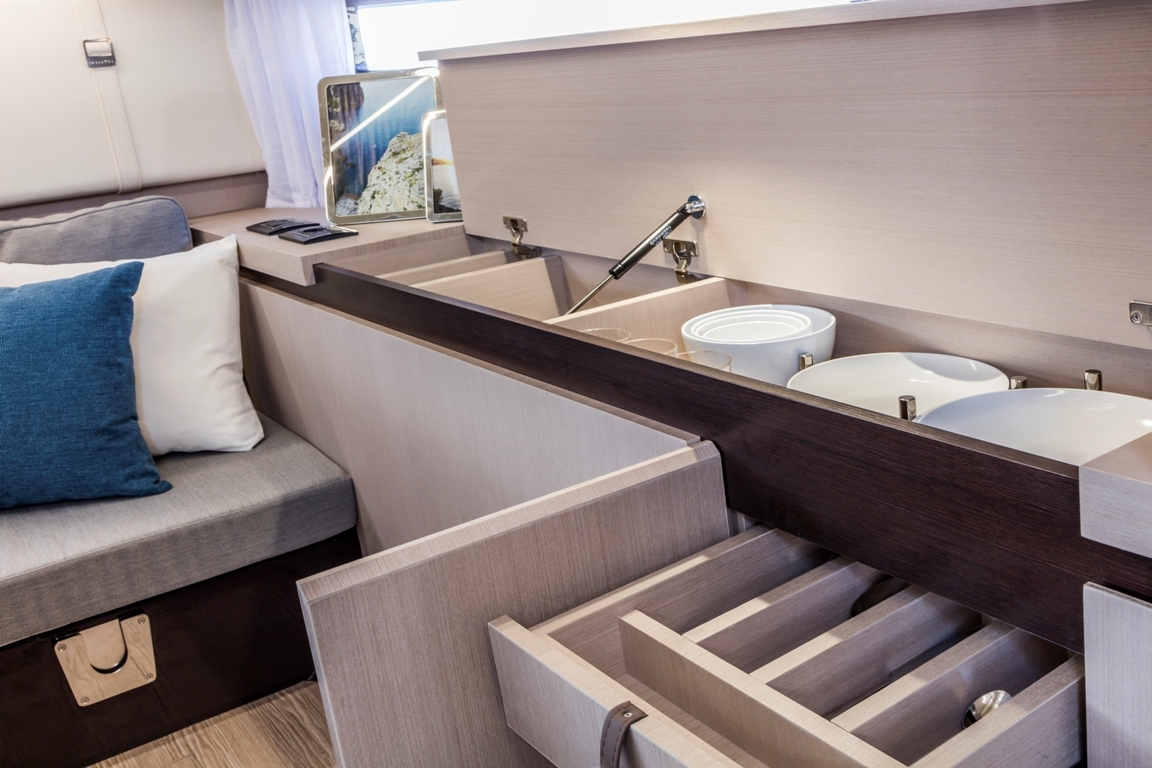 Invictus yachts Invictus 320 gt — foto 19 van 20