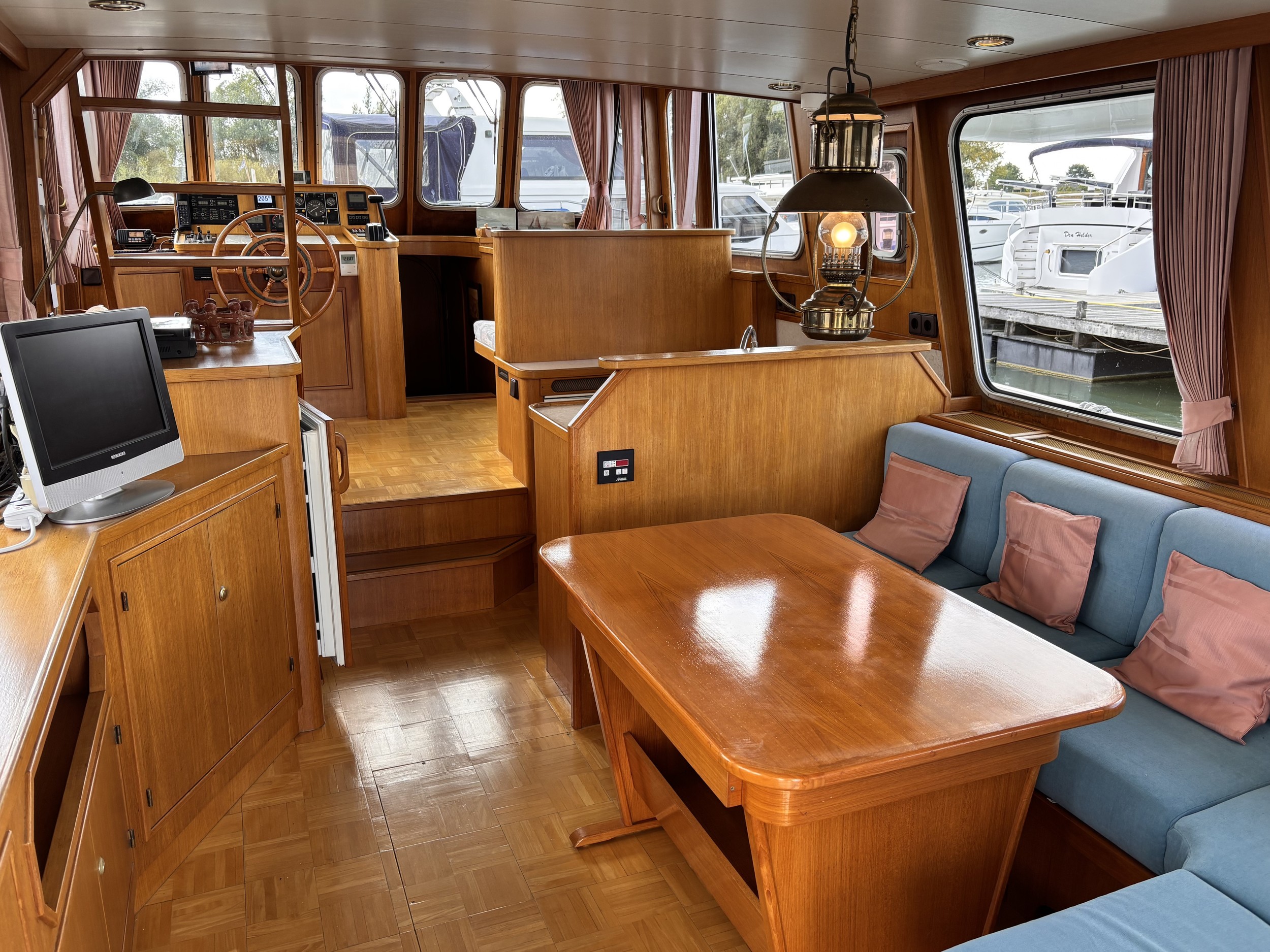 Alm Trawler 13.20 AD — foto 12 van 32