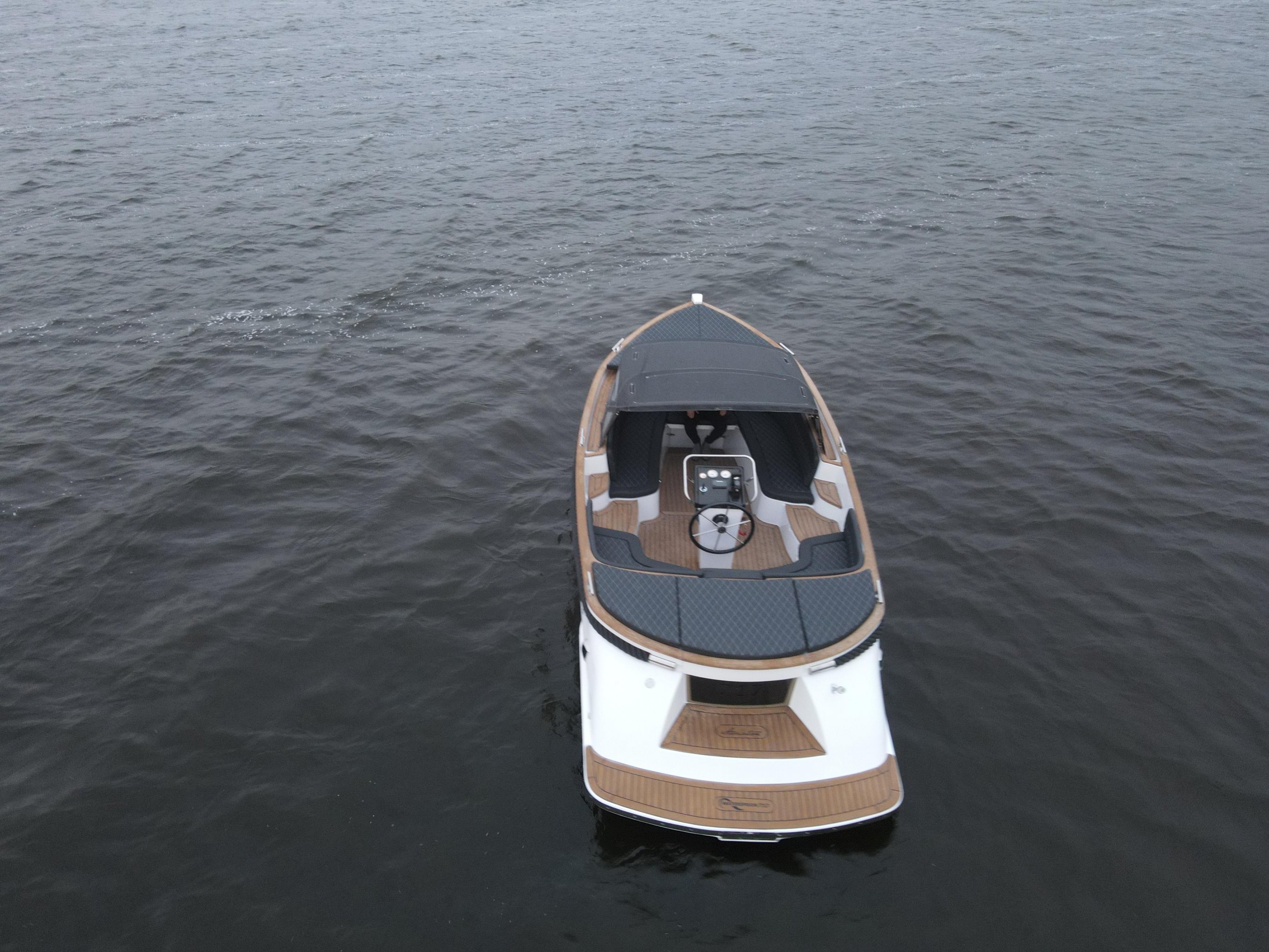 Waterspoor 717Outboard — foto 8 van 8