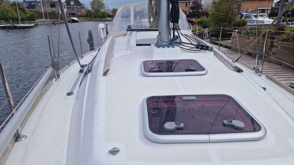 Beneteau Oceanis 31 (ondiepe kiel) — foto 16 van 35