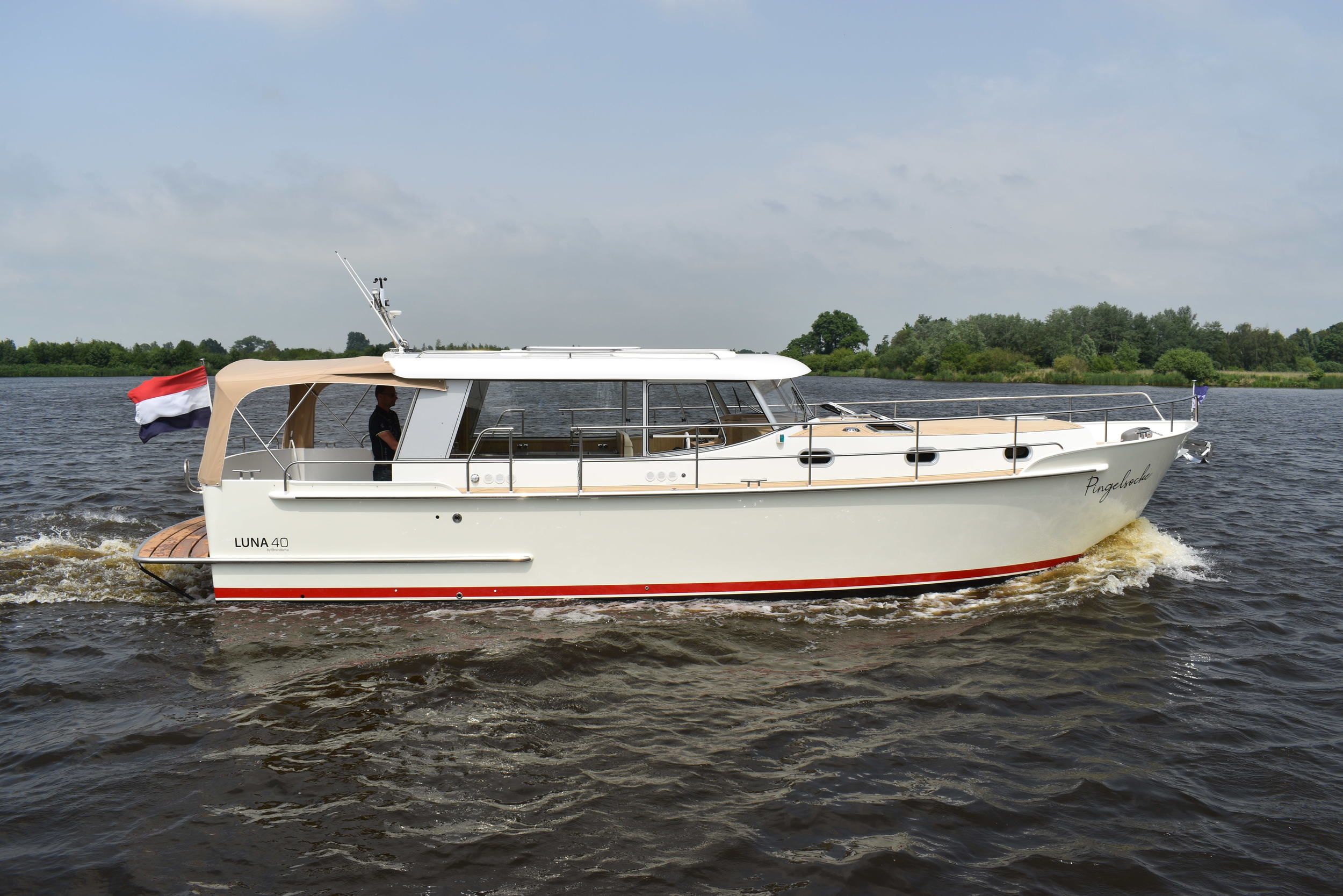 Brandsma Luna 40 — foto 2 van 31