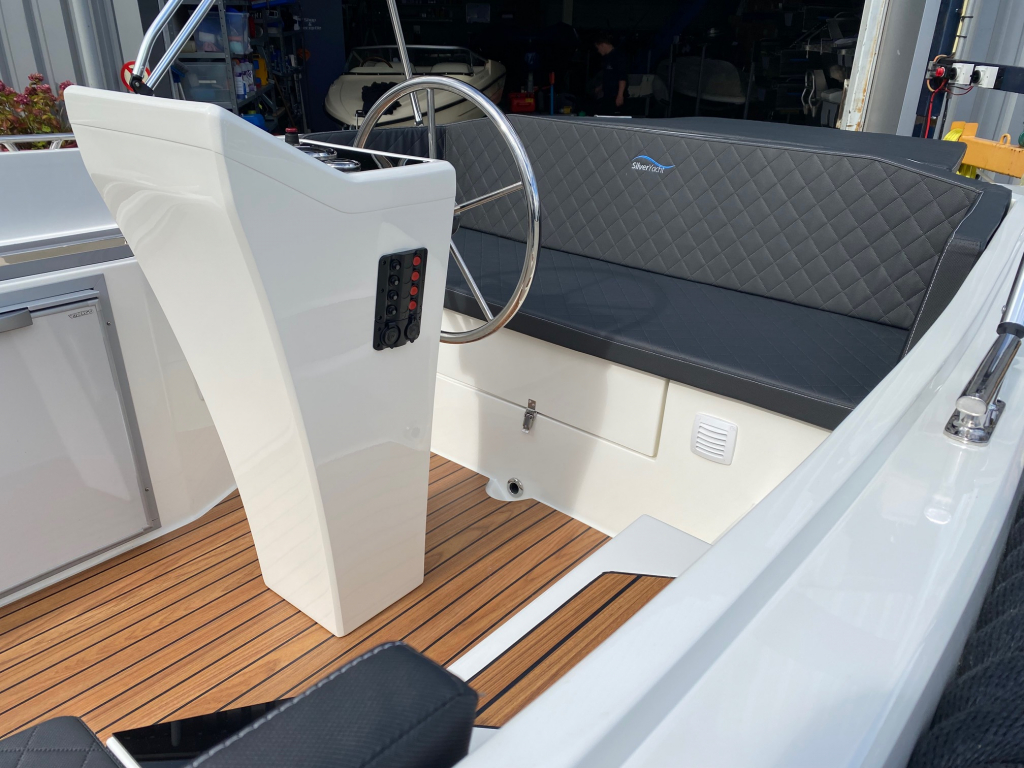 Silveryacht Silver 655 Tender sloep + 50PK Tohatsu buitenboordmotor — foto 8 van 17