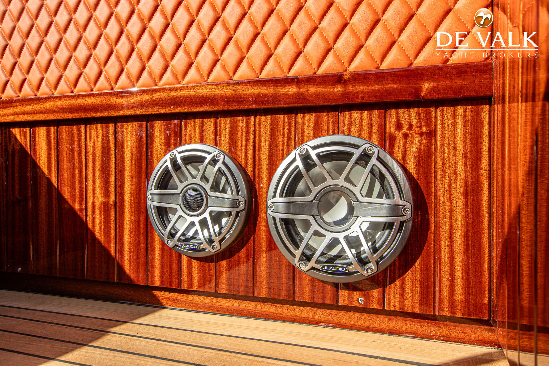 Brandaris Barkas 1100 Supersport Hybrid — foto 32 van 40