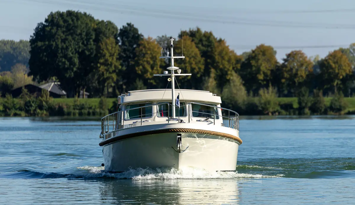 Grand Sturdy 40.0 Sedan — foto 8 van 12