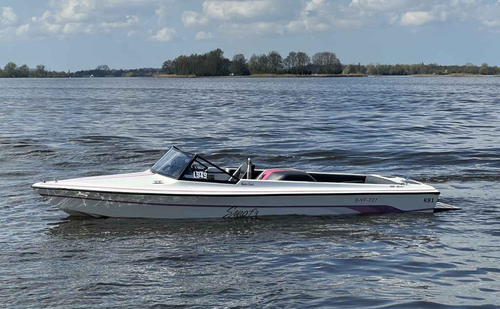 Malibu Euro F3 waterski boot v8 LPG/Benzine  — foto 5 van 22