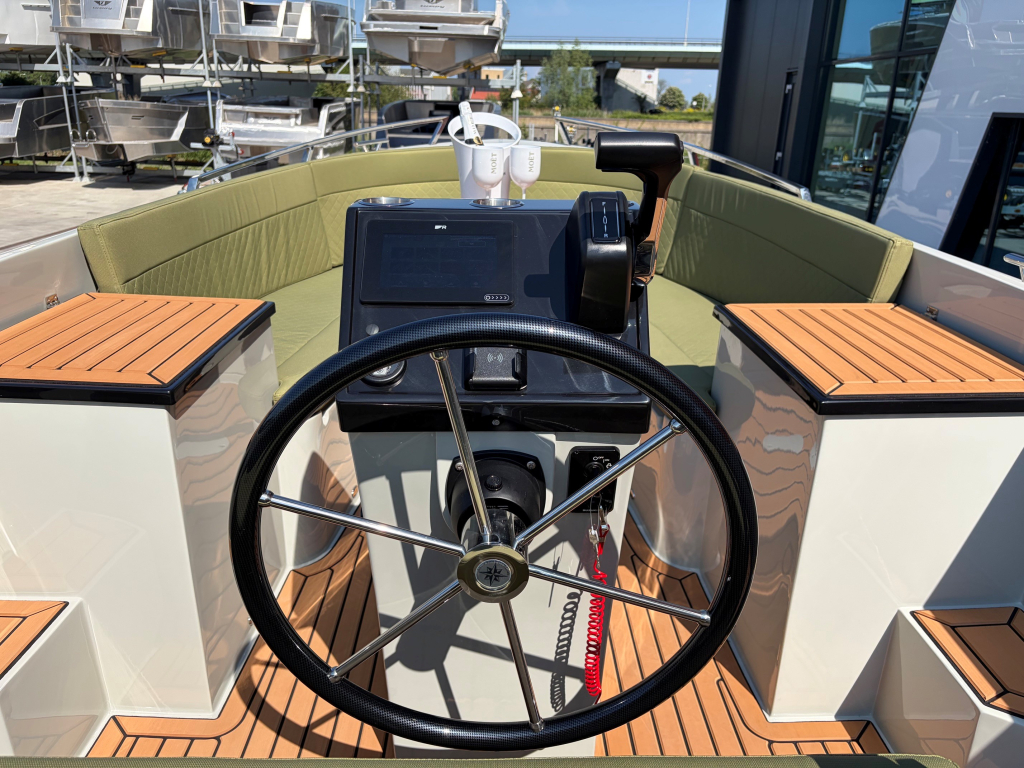 Clever 65s Tender Voorraad boot — foto 7 van 13