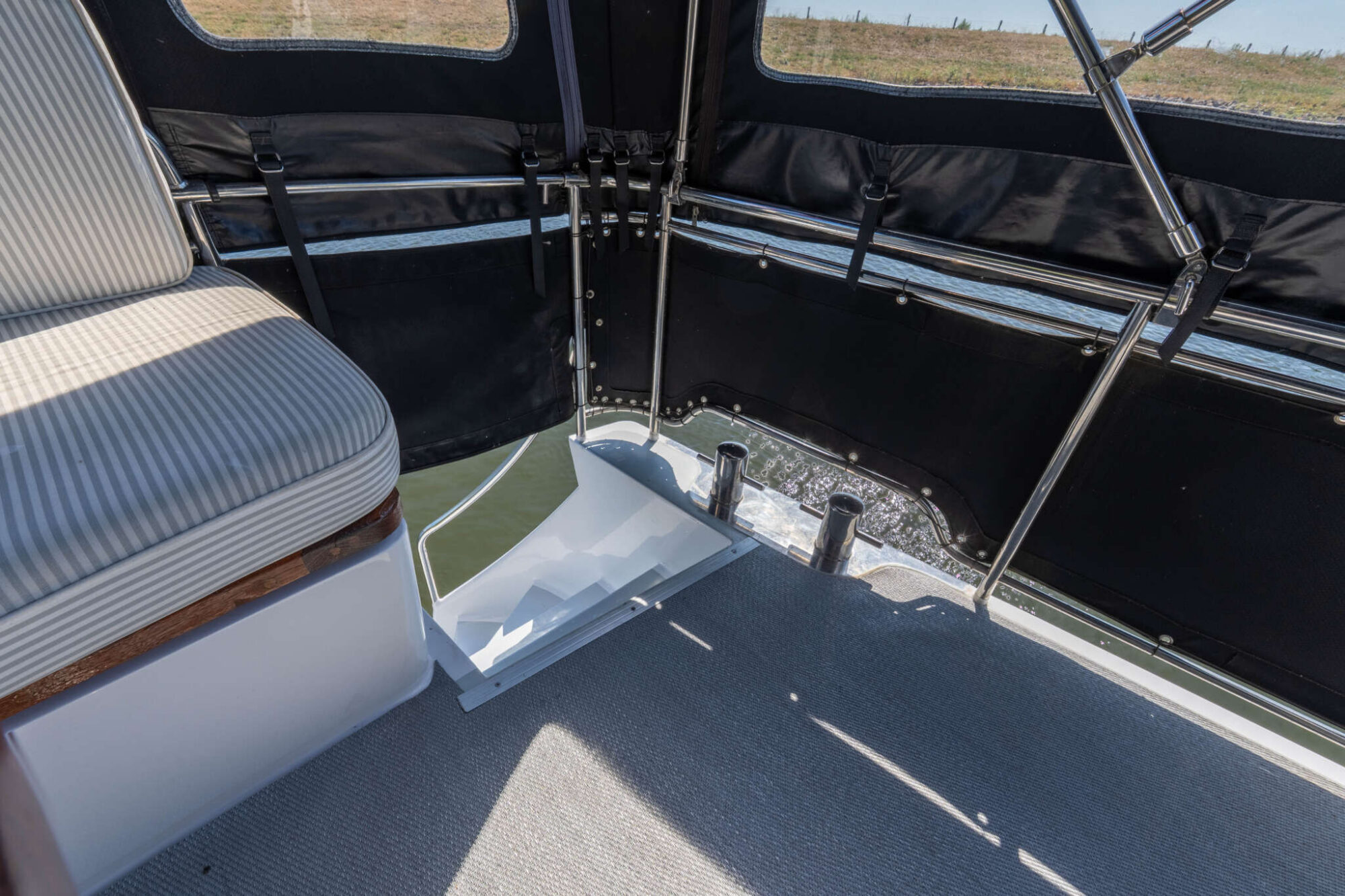 Explorer Classic 14.00 AK Cabrio — foto 48 van 49