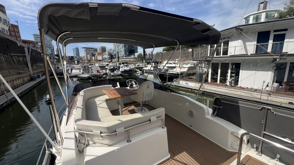 Beneteau Swift Trawler 35 — foto 8 van 76