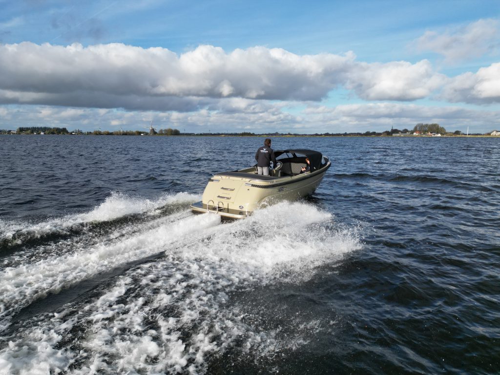 Primeur  715 incl. 100 Pk en luxe opties — foto 8 van 15