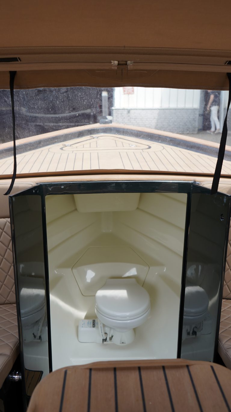 Waterspoor 717 Outboard  — foto 17 van 17