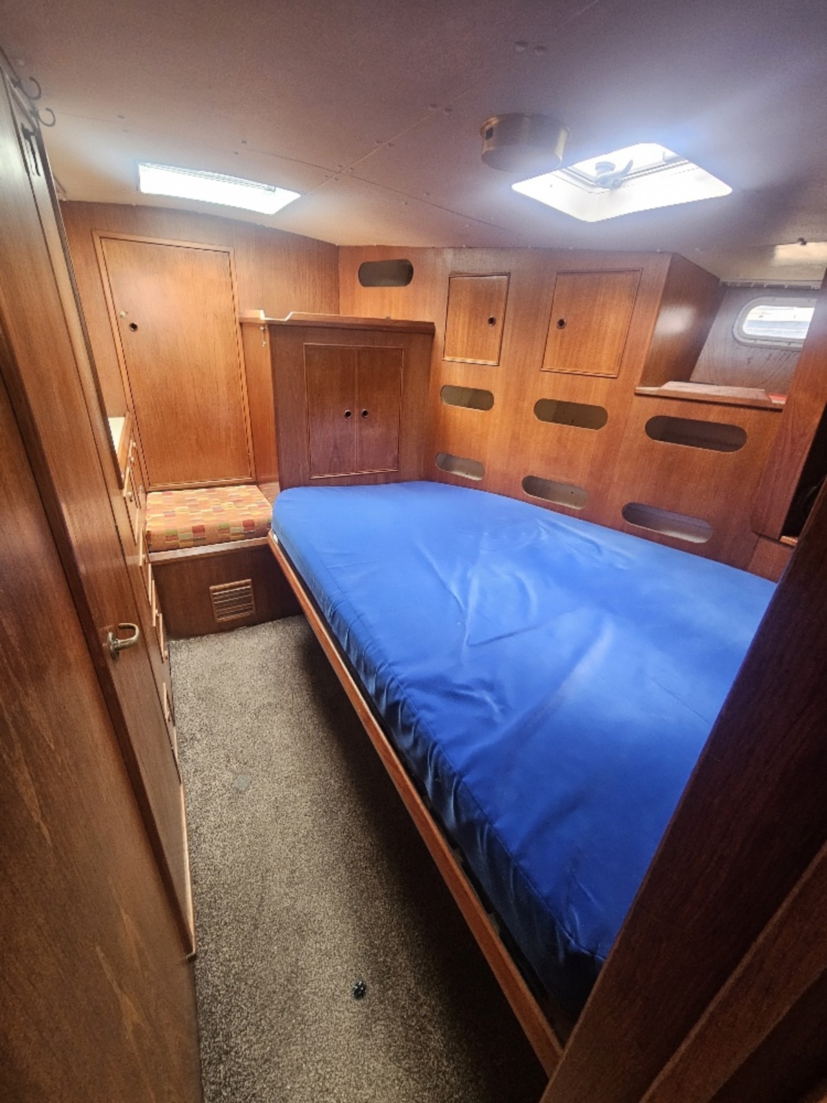 Trident Marine Warrior 38 — foto 9 van 30