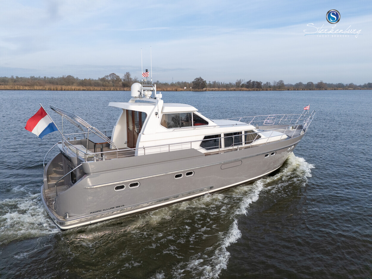 Pacific 155 Allure — foto 10 van 48