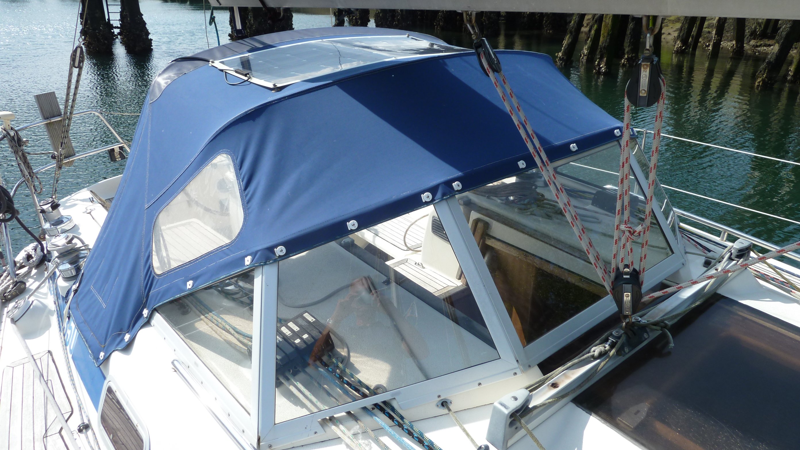 Bavaria 350 Lagoon — foto 10 van 12
