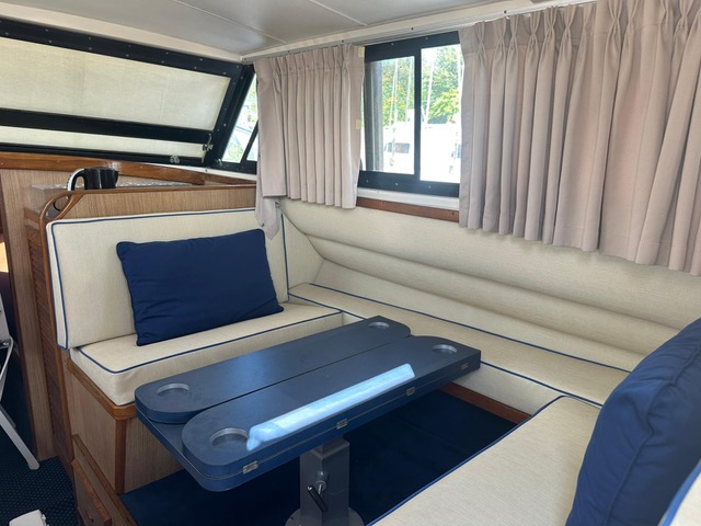 Bertram 28 Cruiser - BluYachting — foto 10 van 12