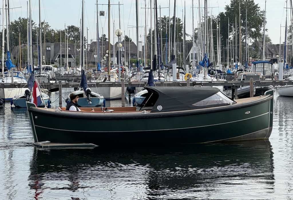 AluShip E-700 sloep — foto 3 van 32