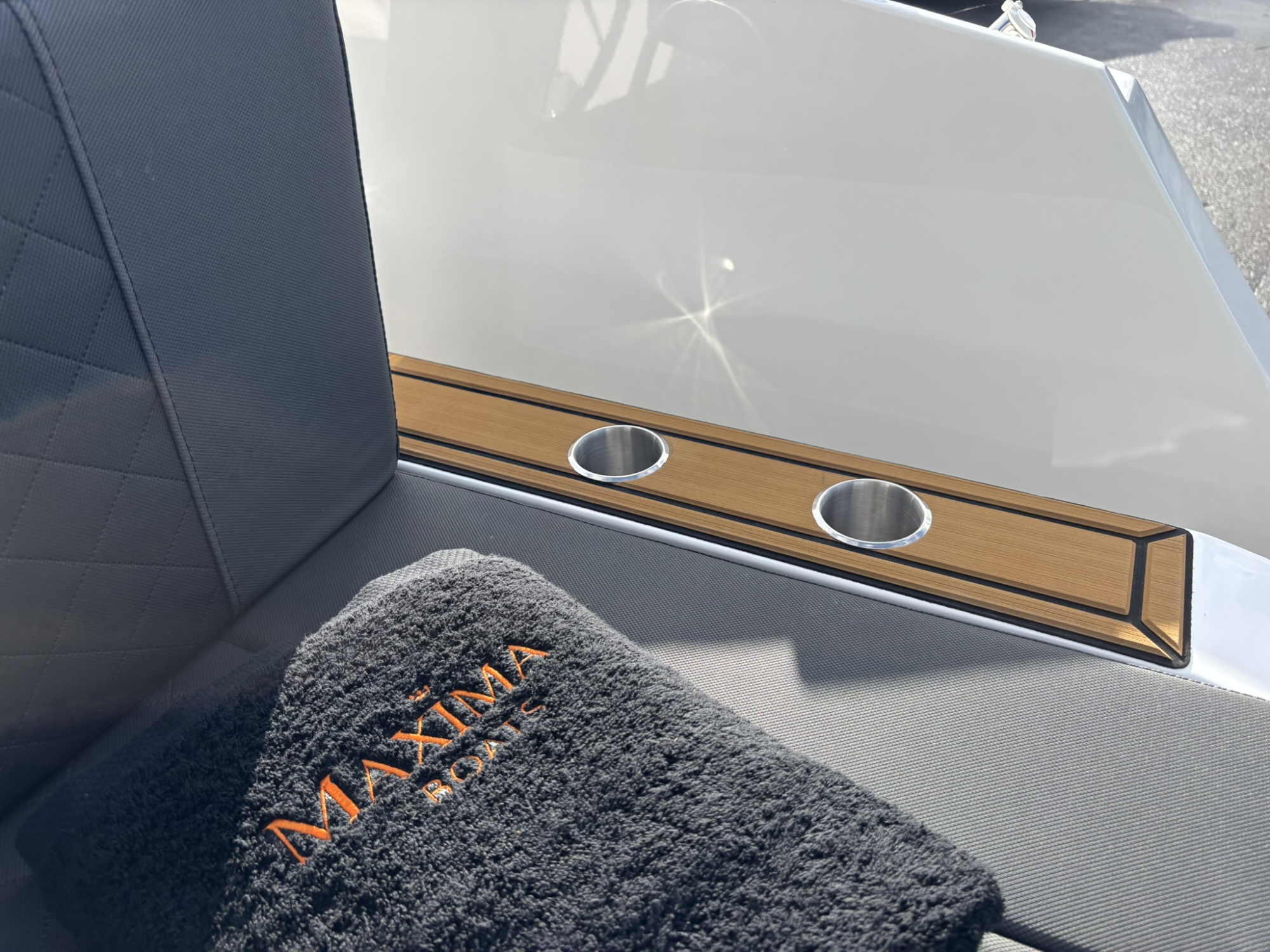 Maxima Boats 680 Sport Lounge met Honda 250 pk op voorraad! — foto 6 van 17