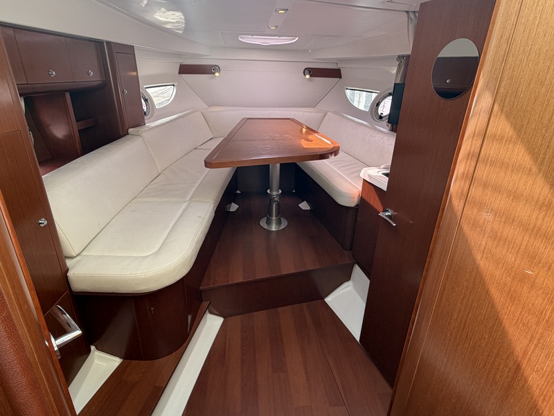 Beneteau Flyer GT34 — foto 2 van 63