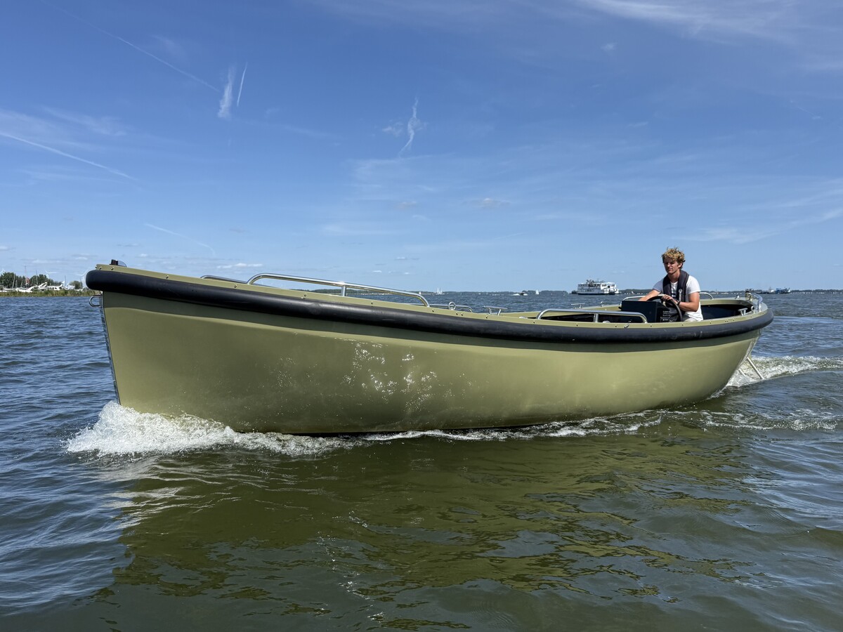 Stormer E-Lifeboat 75