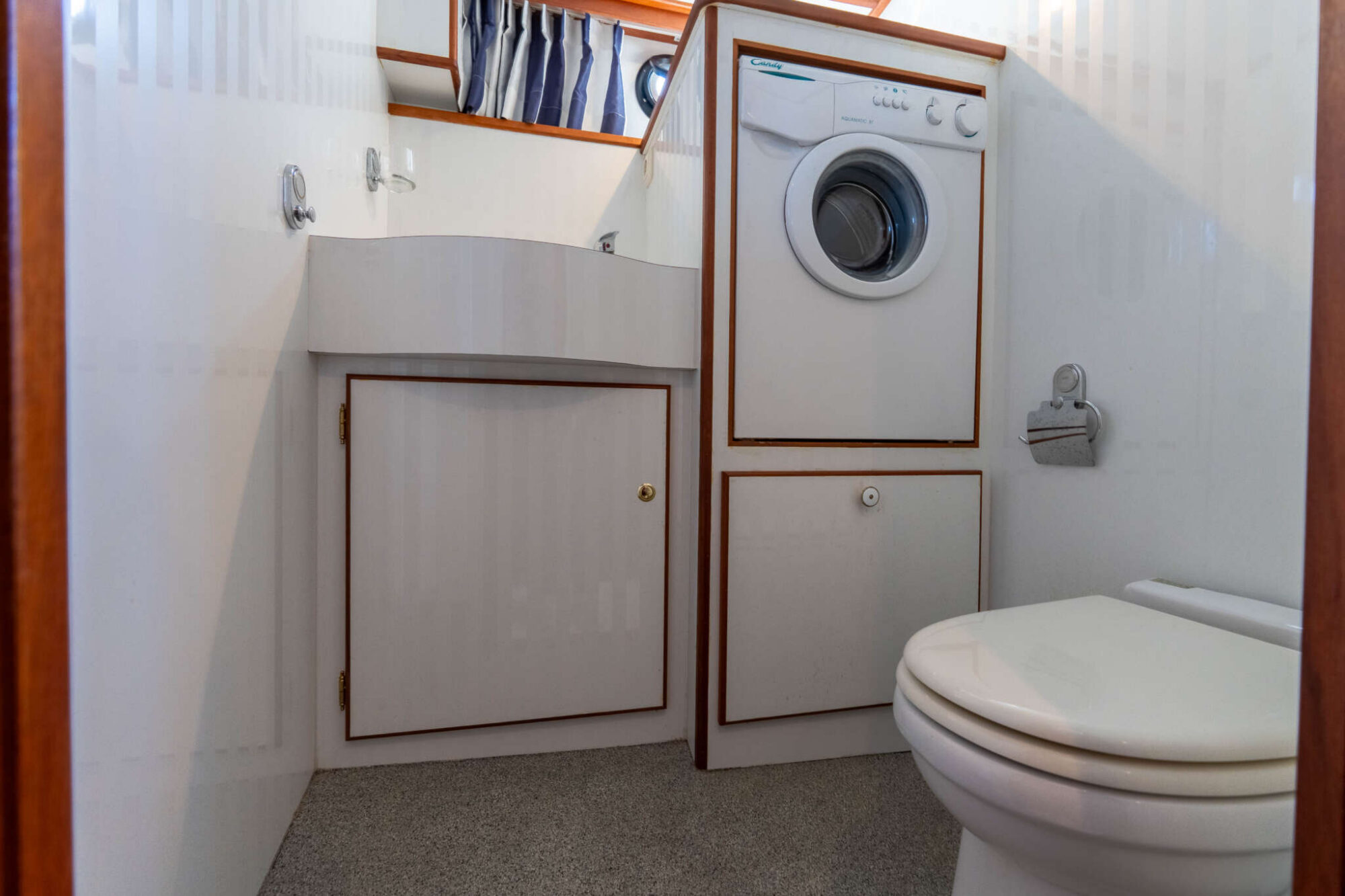 Explorer Classic 14.00 AK Cabrio — foto 20 van 49