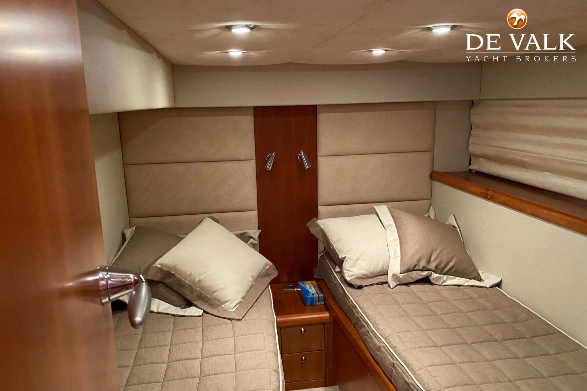 Sunseeker Portofino 53 — foto 26 van 30