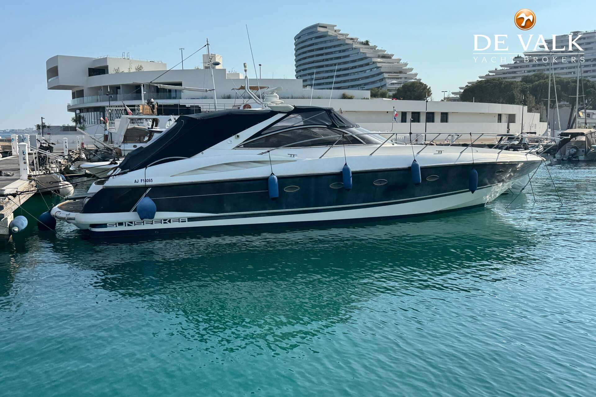 Sunseeker Camargue 50 — foto 1 van 37