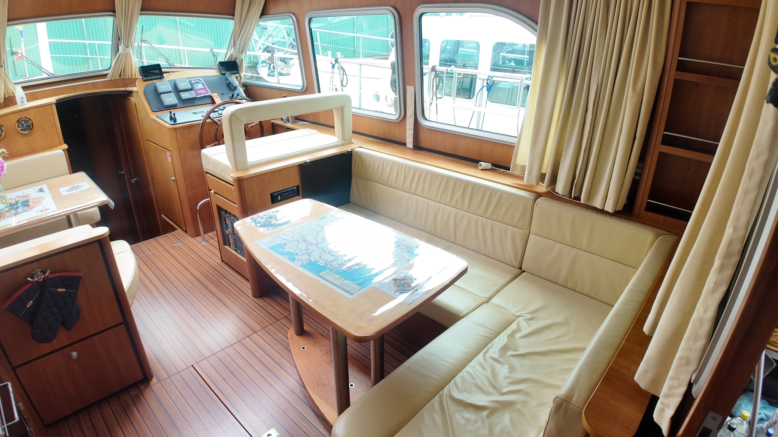 Linssen Grand Sturdy 40.9 SEDAN — foto 21 van 38