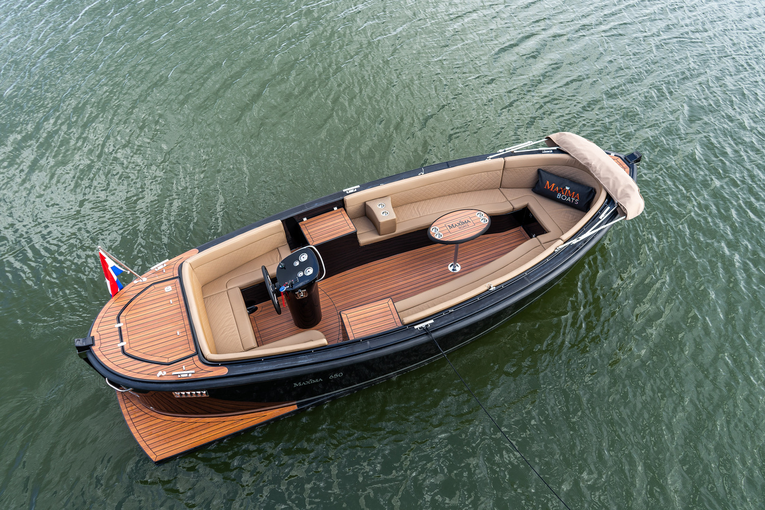 Maxima Boats 650 Flying Lounge — foto 10 van 16