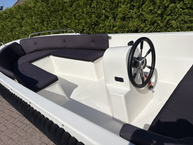 VAARKLAAR!! Twins 520 met Honda 20 PK en  Dekzeil — foto 11 van 18