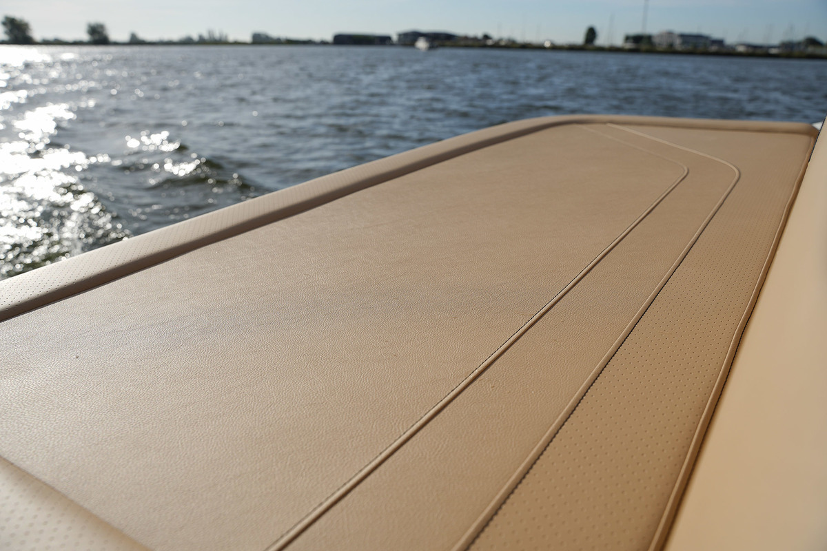 Sea Ray SPX 210 — foto 20 van 56