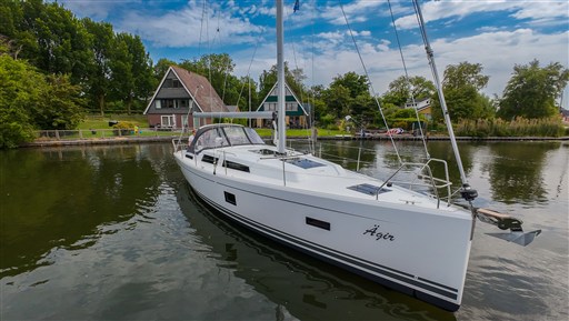Hanse 388 (2023) — foto 3 van 12