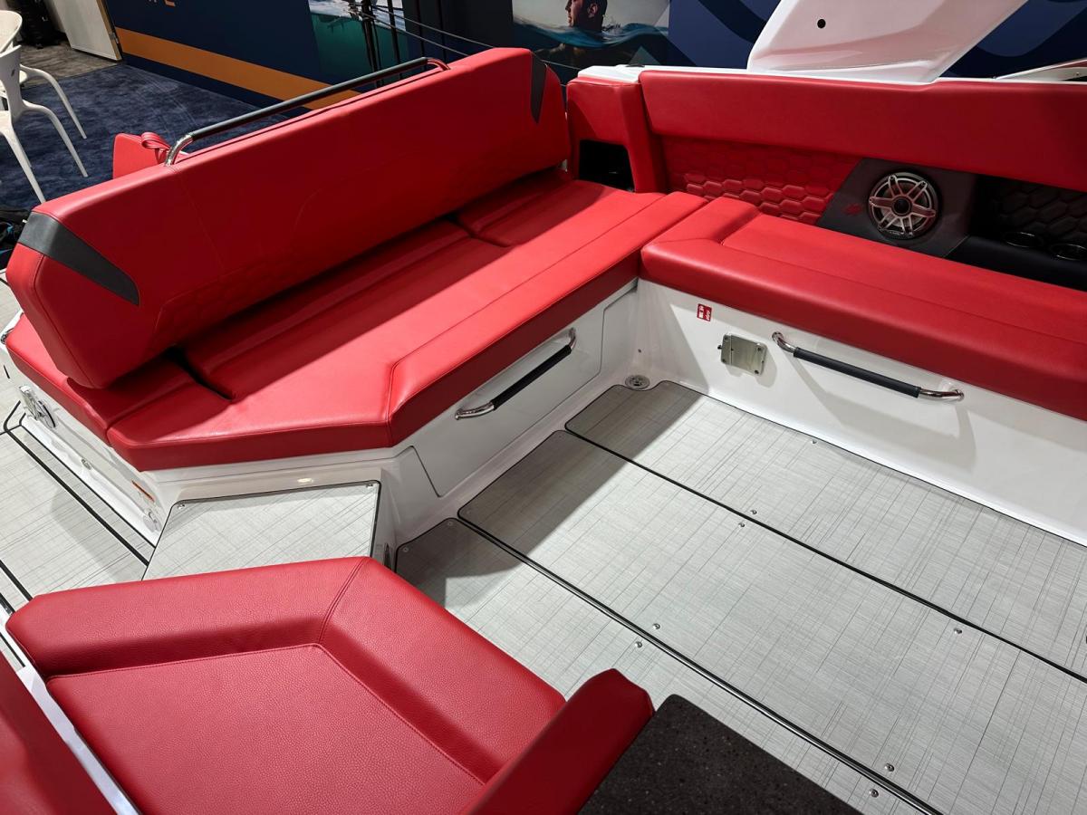 Four Winns H9 Bowrider — foto 13 van 25