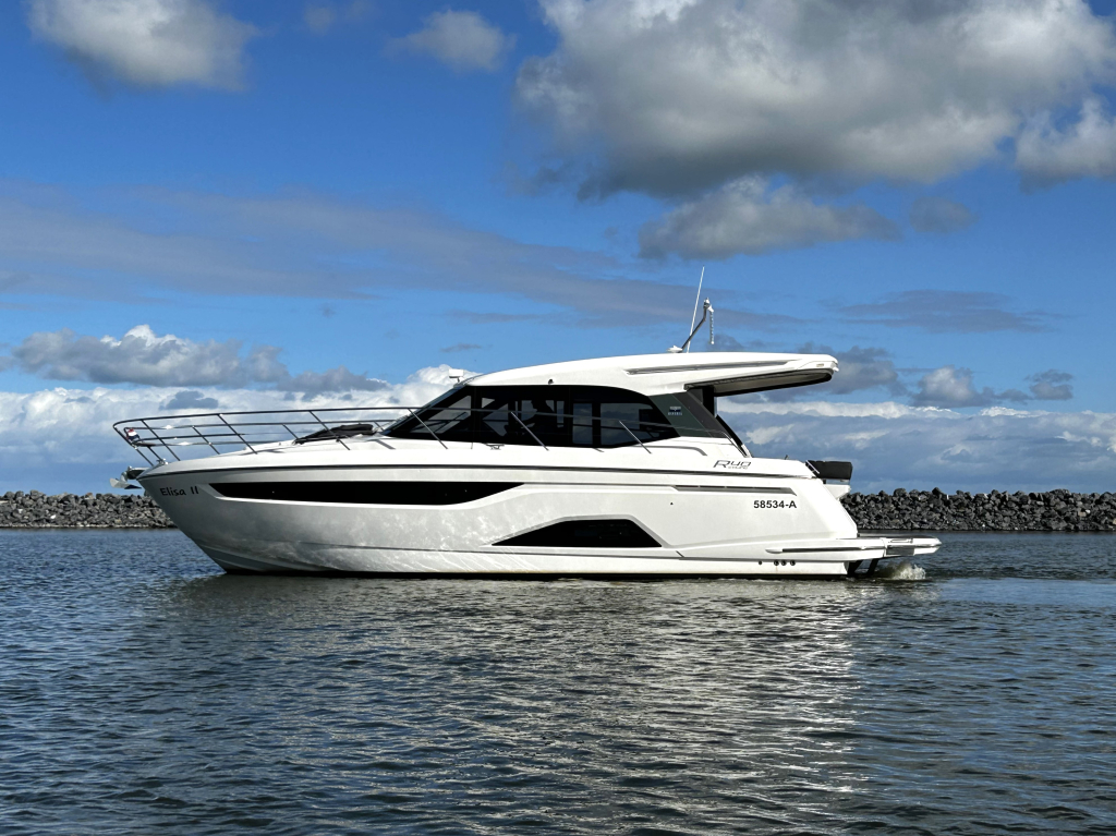 Bavaria Motor Boats R40 Coupé — foto 6 van 51