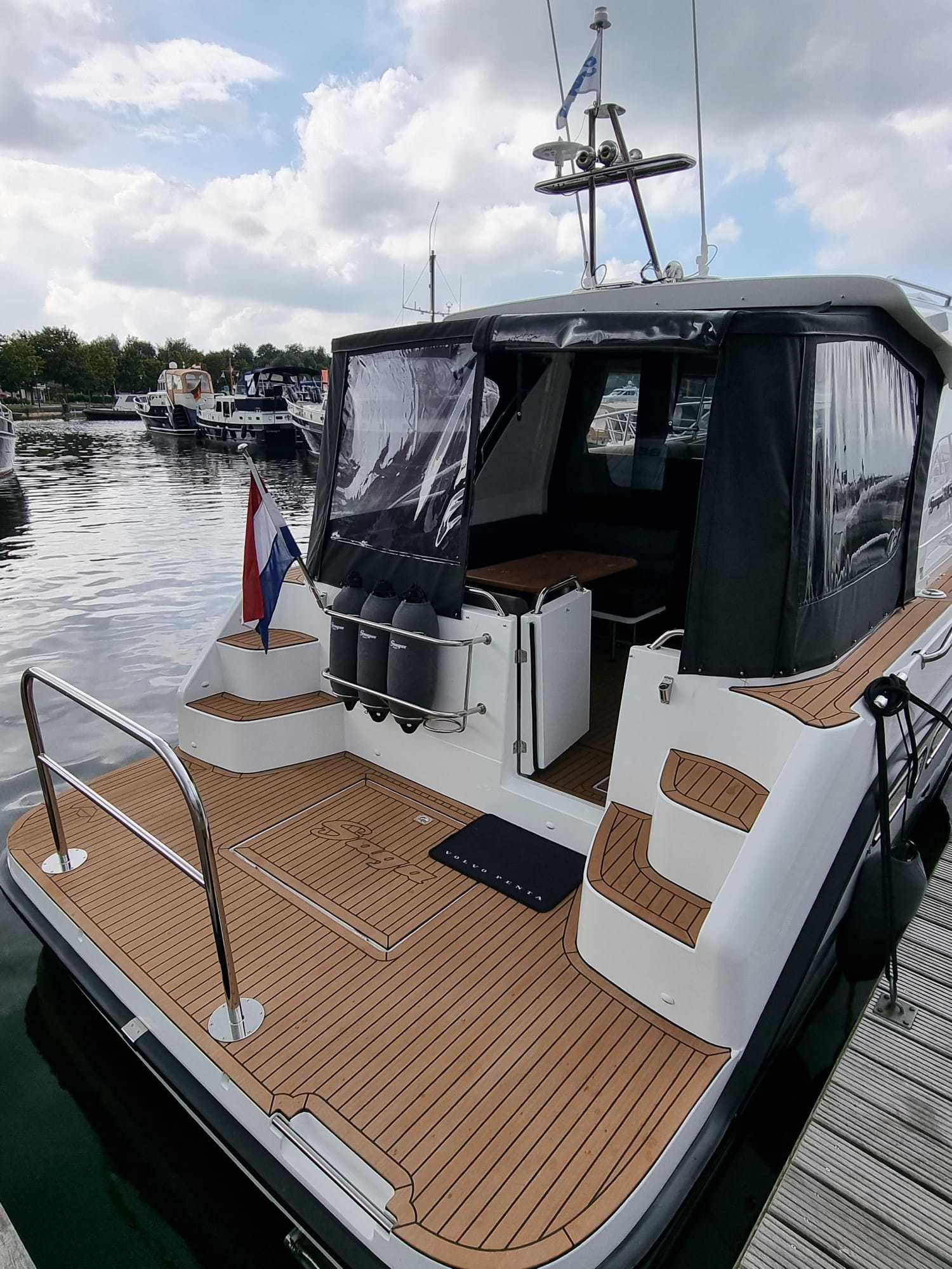 Saga 385 — foto 6 van 31