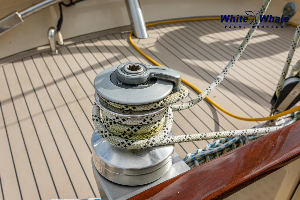 Pieter Beeldsnijder  Stagzeil schoener custom built refit — foto 9 van 87