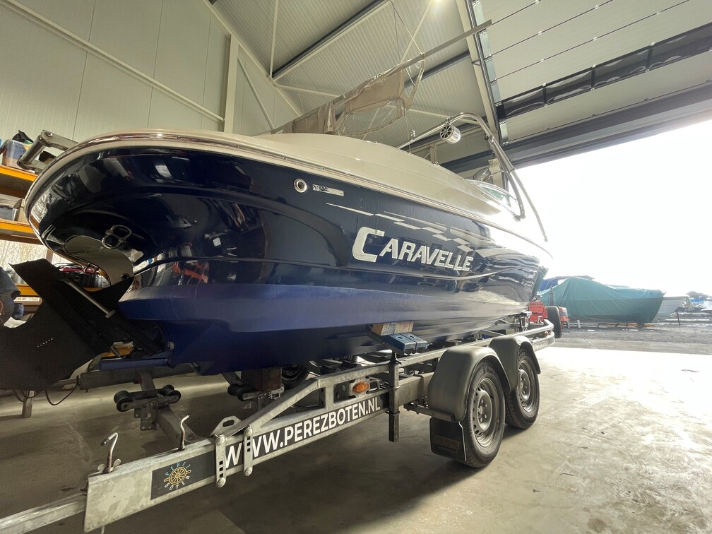Caravelle 237 LS Bowrider — foto 3 van 12