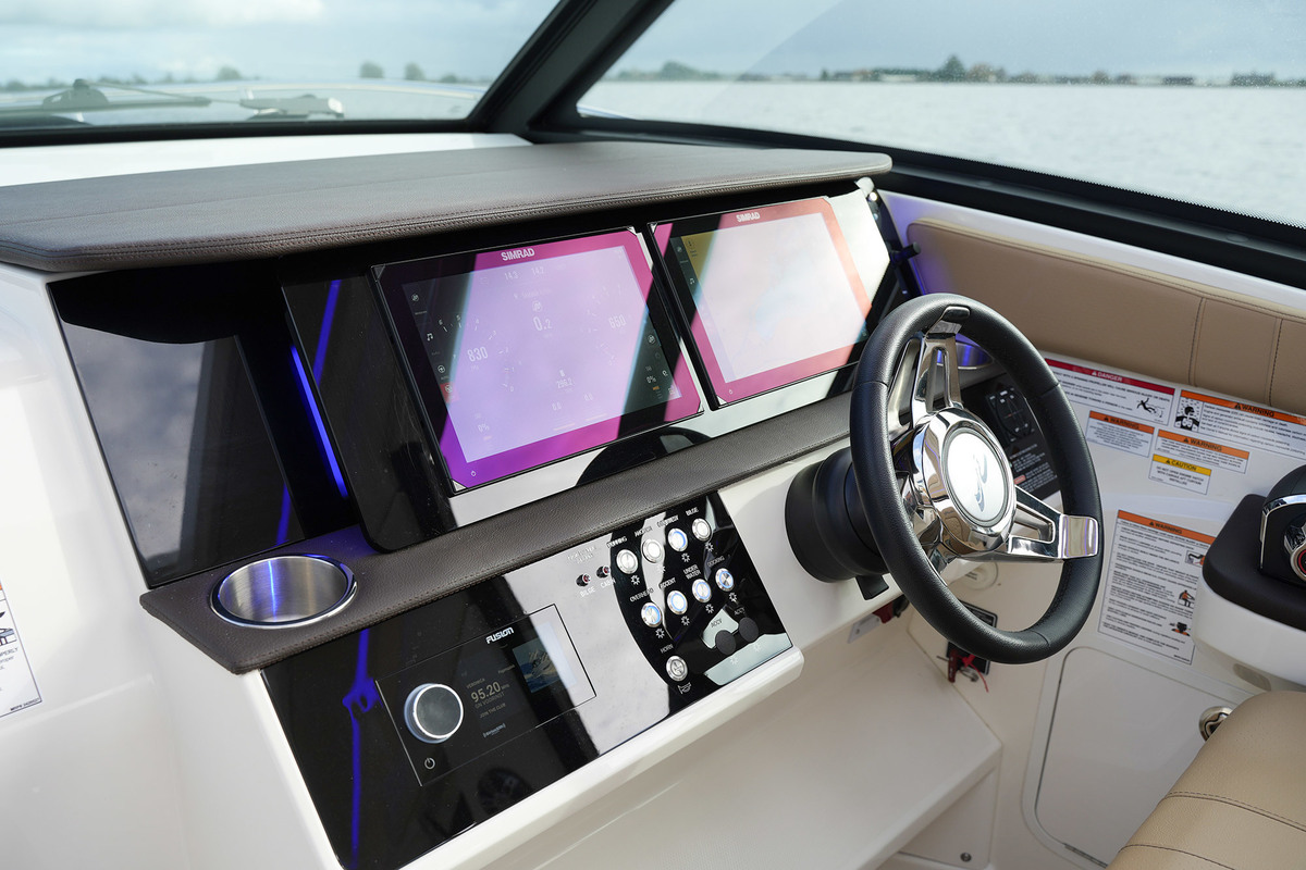 Sea Ray Sundancer 320 — foto 27 van 80