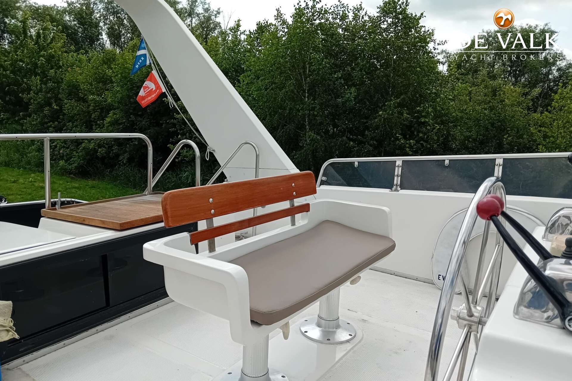 Ocean Alexander 44 Motoryacht — foto 12 van 36
