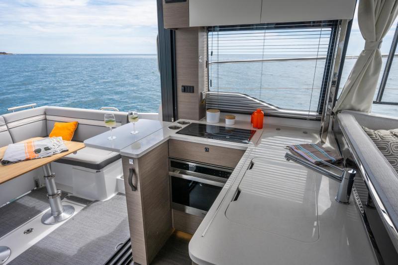 Jeanneau Merry Fisher 1295 FLY — foto 9 van 14