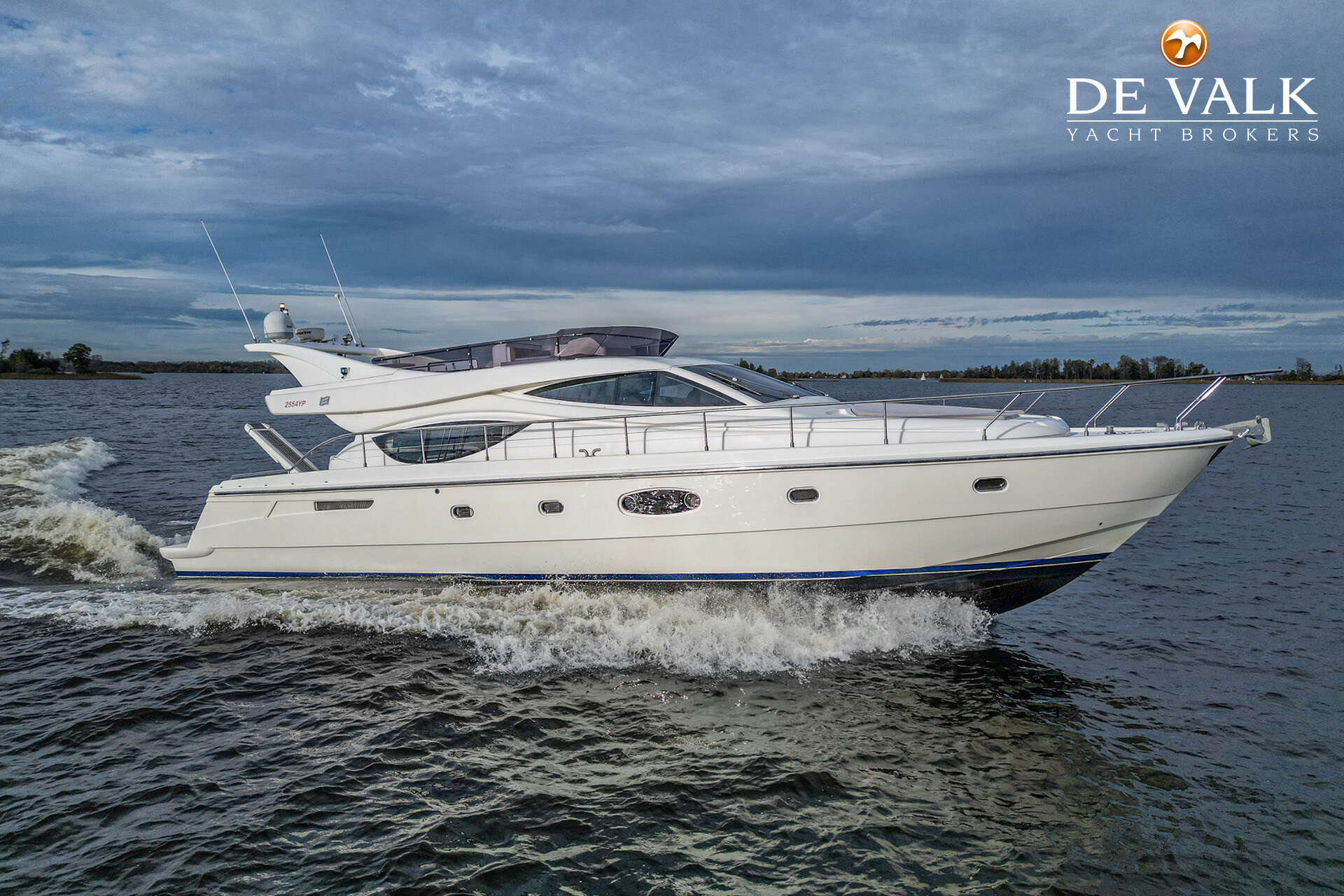 Ferretti 550 — foto 1 van 43