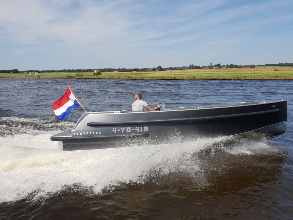 Van Vossen VanVossen Tender 700 (sport) — foto 5 van 16