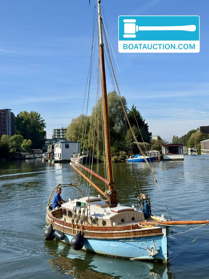 Hugh McLean & Sons Ltd Gaffelsloep nu in de online veiling. — foto 19 van 26
