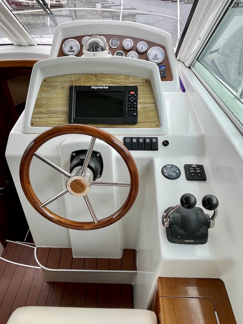 Beneteau Antares 9.80 — foto 15 van 33
