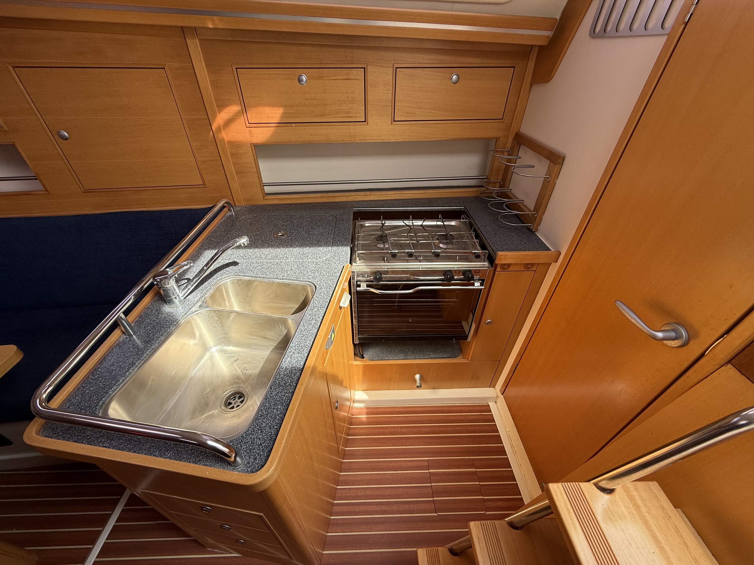 Hanse 342 — foto 8 van 17