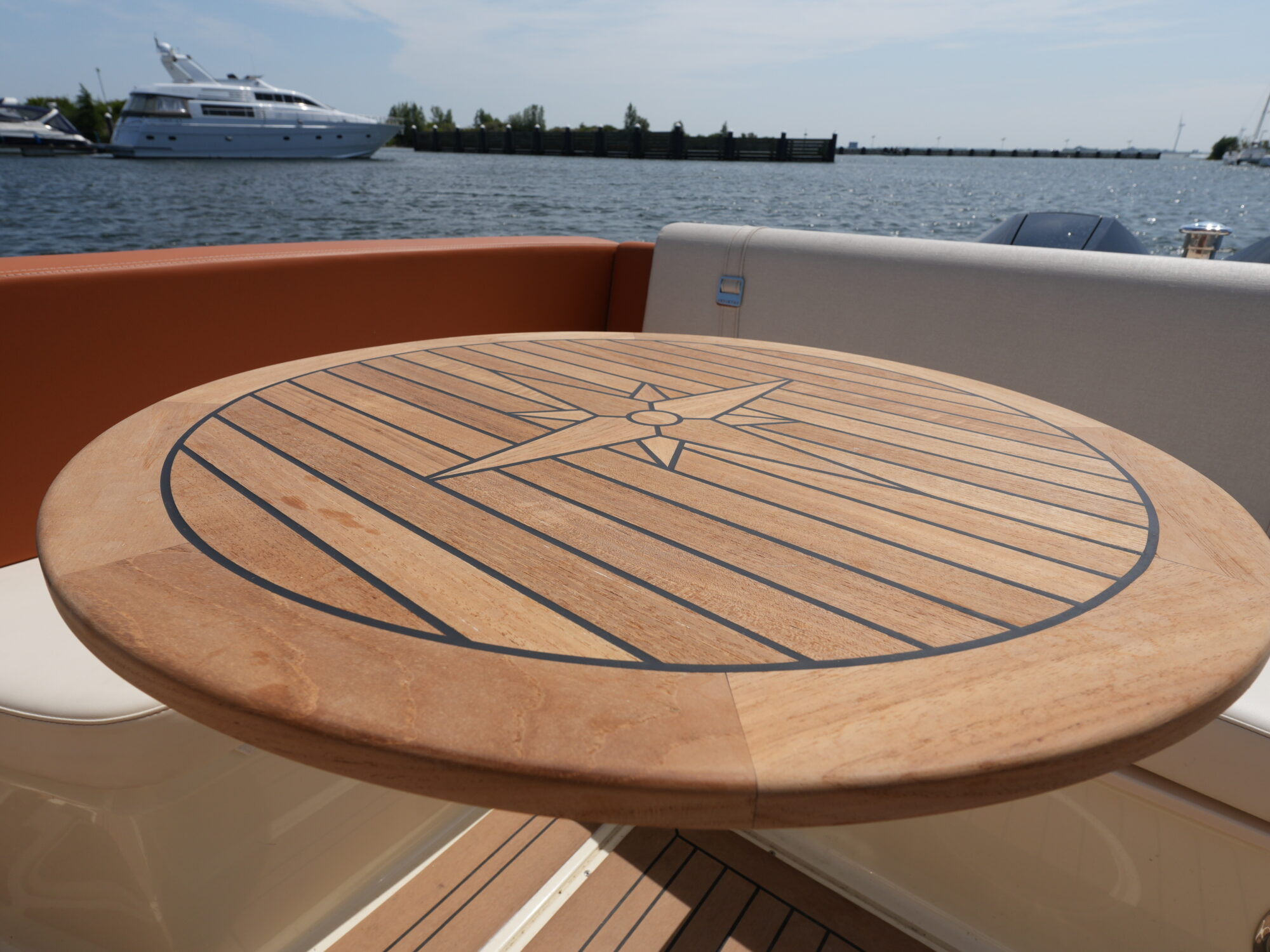 Invictus 270 CX — foto 38 van 38